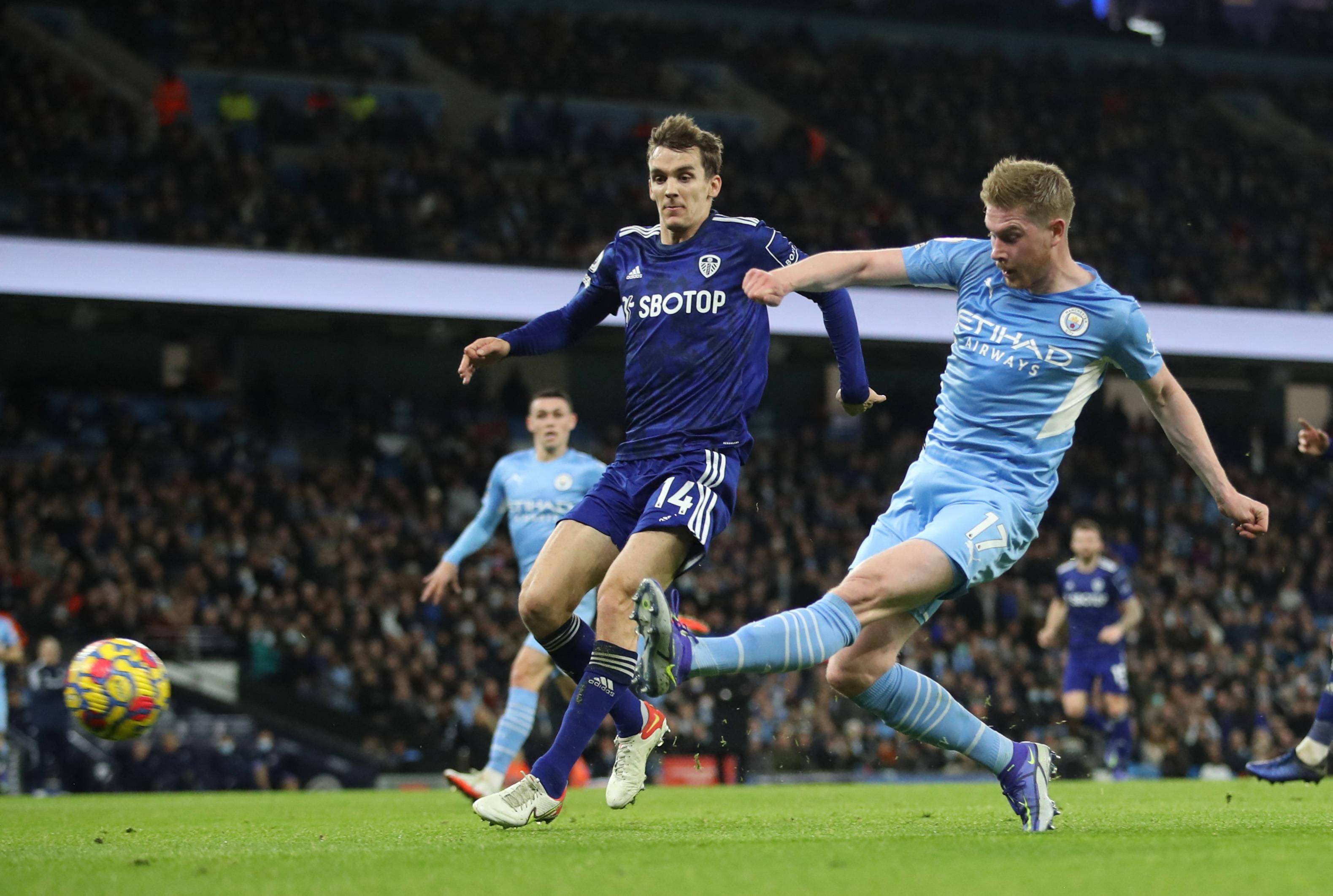 尖足球俱乐 尖足球俱乐